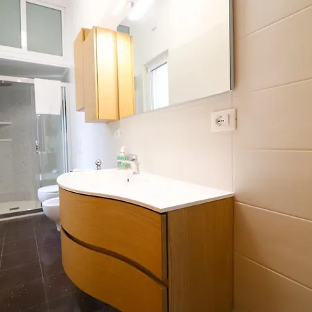 Jasmines House Apartment *
